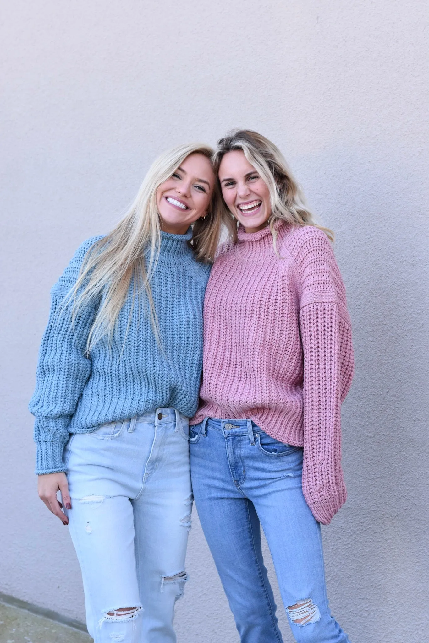 Cable Knit Detailed Turtle Neck Sweater